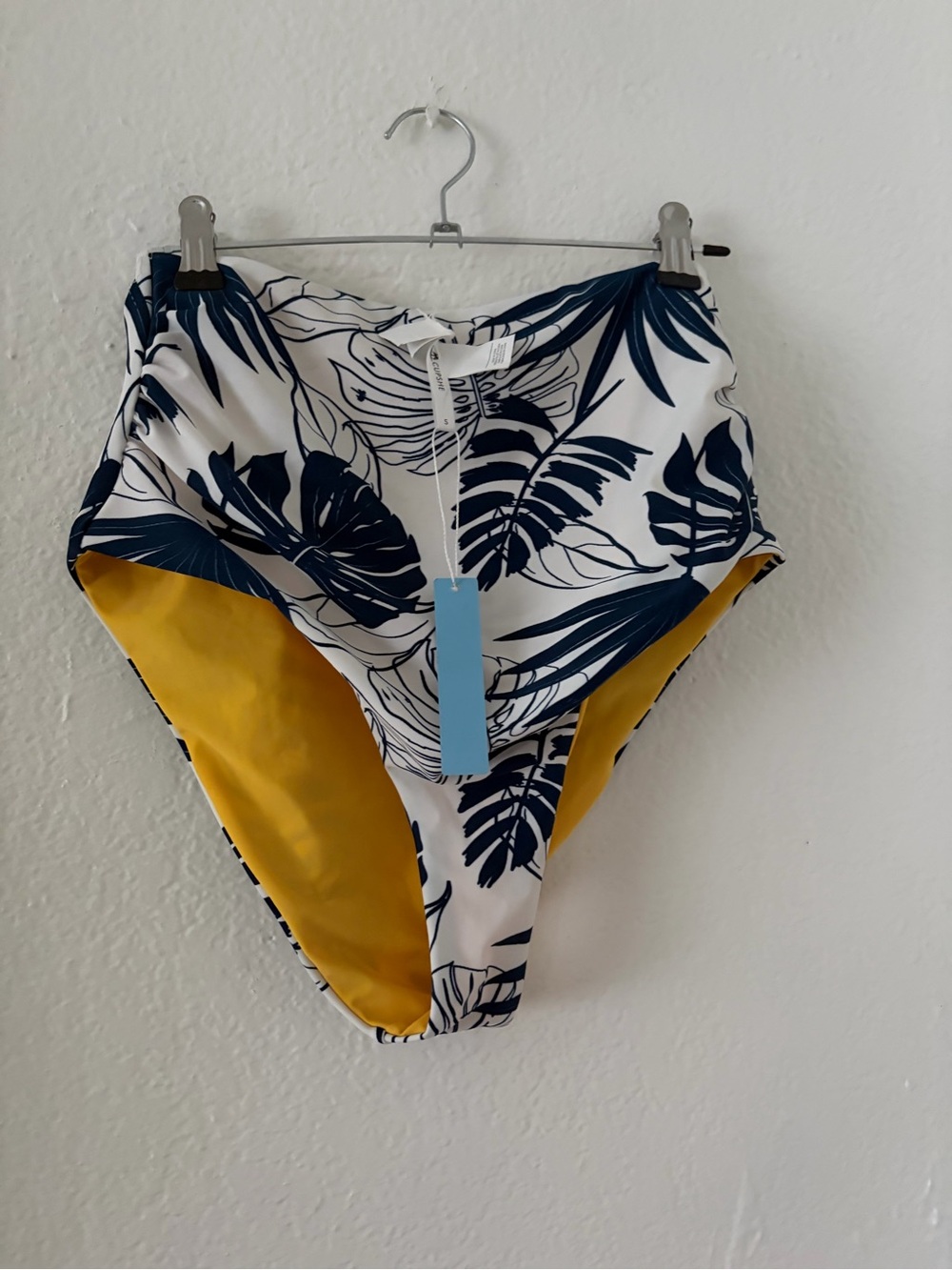 Cupshe High-Waist Botanical Print Swim Bottoms in Navy and Yellow